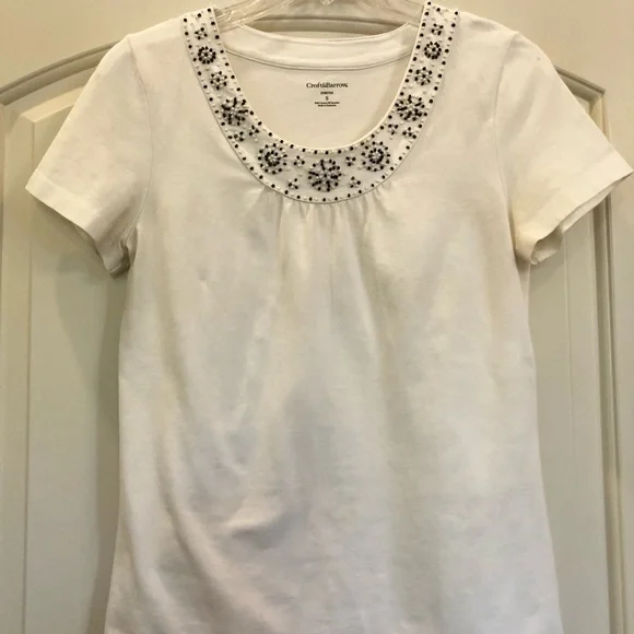 Croft & Barrow Top White Embellished neckline Blouse Size Small Beaded collar Wm - Picture 2 of 5